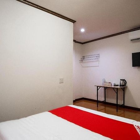 โอโย 836 พีเค เรสซิเดนซ์ Hotel สัตหีบ ภายนอก รูปภาพ