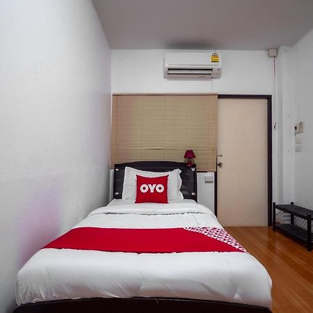 โอโย 836 พีเค เรสซิเดนซ์ Hotel สัตหีบ ภายนอก รูปภาพ