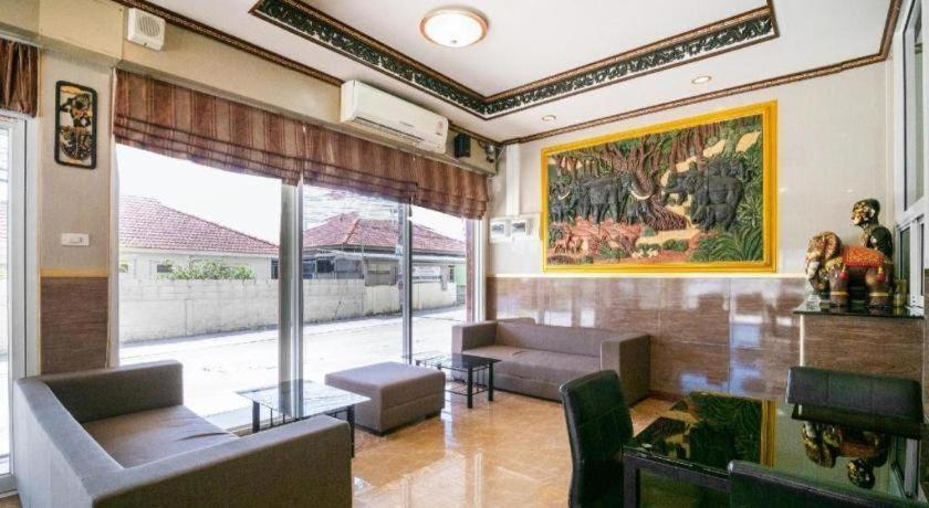 โอโย 836 พีเค เรสซิเดนซ์ Hotel สัตหีบ ภายนอก รูปภาพ