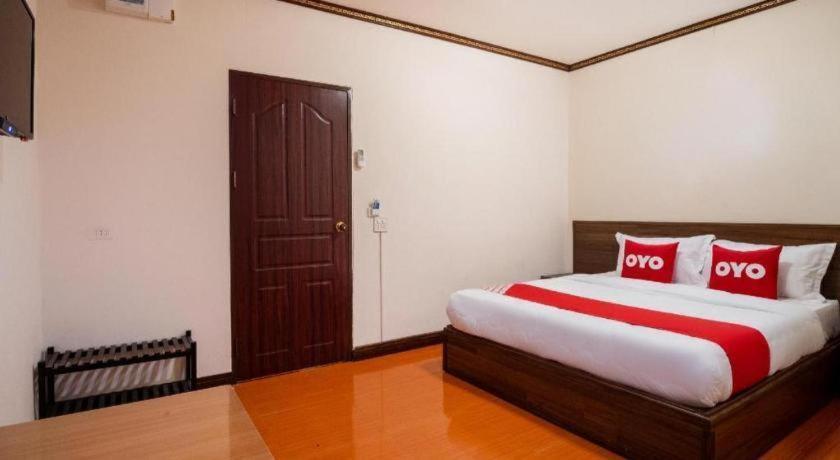 โอโย 836 พีเค เรสซิเดนซ์ Hotel สัตหีบ ภายนอก รูปภาพ