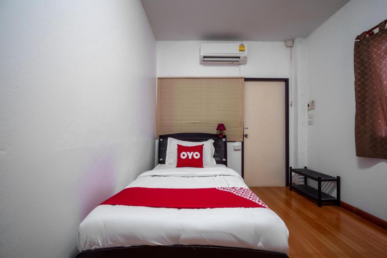 โอโย 836 พีเค เรสซิเดนซ์ Hotel สัตหีบ ภายนอก รูปภาพ
